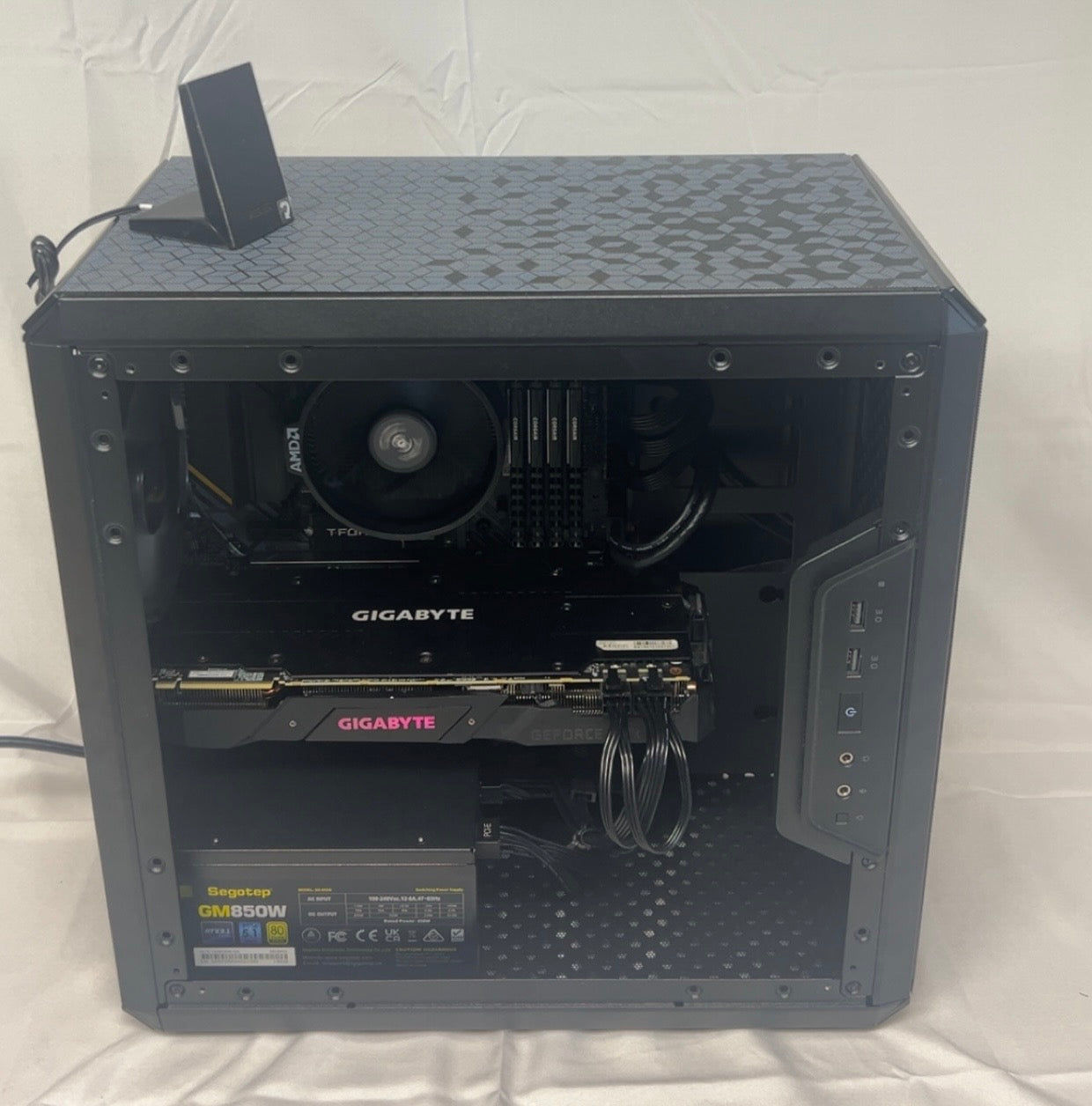 ZPC Gaming, RTX 2080, AMD Ryzen 5 5600x, 32GB DDR4 3600